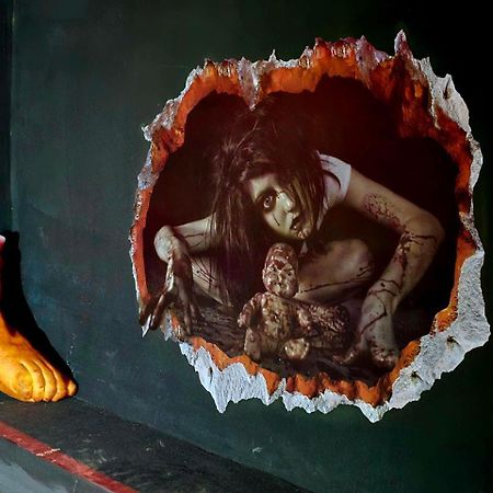 Scary Hostel Tbilisi Exterior photo